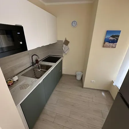 La Pilotina Apartment